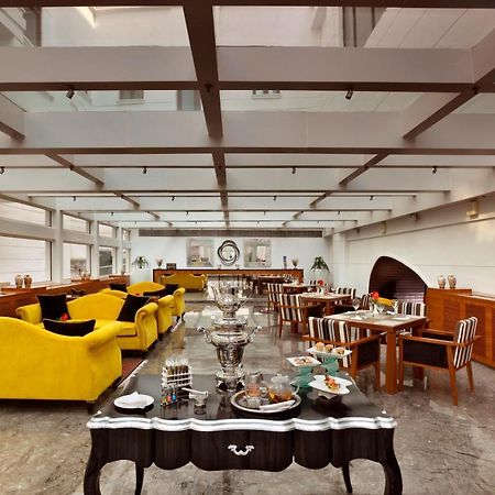 ホテル ザ ラリット グレート イースタン コルカタ エクステリア 写真 The interior of the house