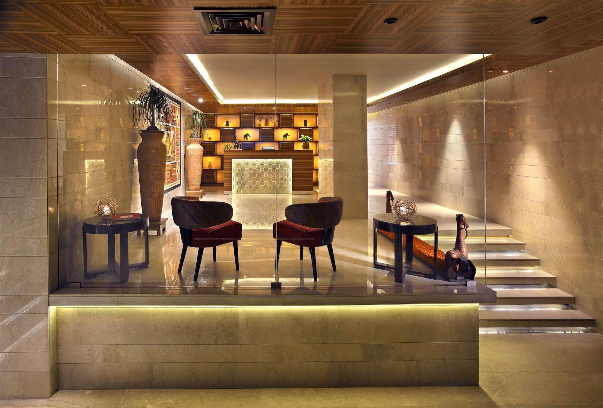 ホテル ザ ラリット グレート イースタン コルカタ エクステリア 写真 The lobby of the hotel